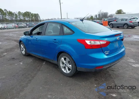2014 Ford Focus Se z USA, uszkodzony, nr VIN 1FADP3F22EL192184